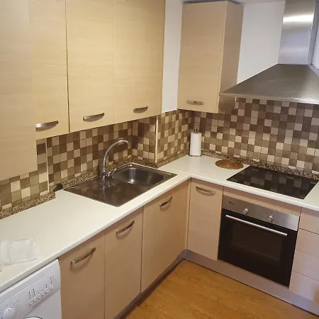 Апартаменты 4h, Aire Acondic, 50m2, 1 Dormitorio, 4 Huespedes, Wifi Gratis