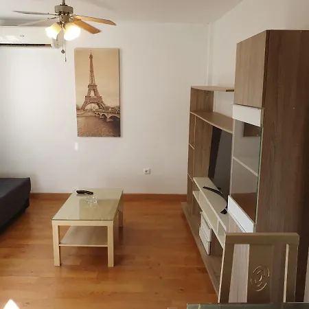Апартаменты 4h, Aire Acondic, 50m2, 1 Dormitorio, 4 Huespedes, Wifi Gratis Ла-Линеа-де-ла-Консепсьон