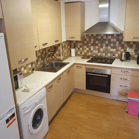 4h, Aire Acondic, 50m2, 1 Dormitorio, 4 Huespedes, Wifi Gratis