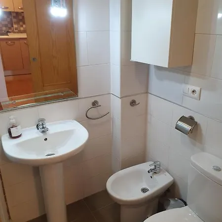Апартаменты 4h, Aire Acondic, 50m2, 1 Dormitorio, 4 Huespedes, Wifi Gratis *